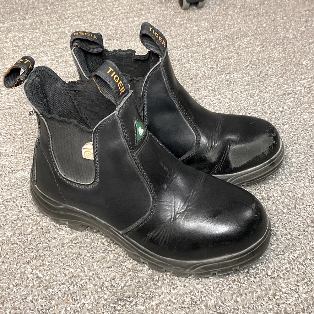 Tiger safety CSA Steel Toe leather work safety boots